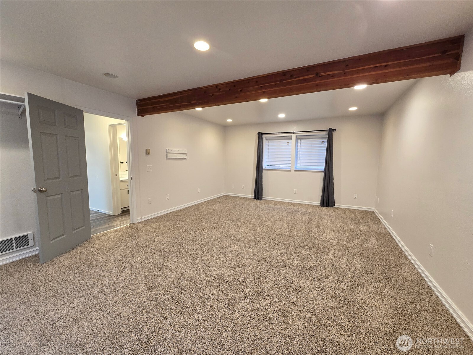 1812 W 12th Street