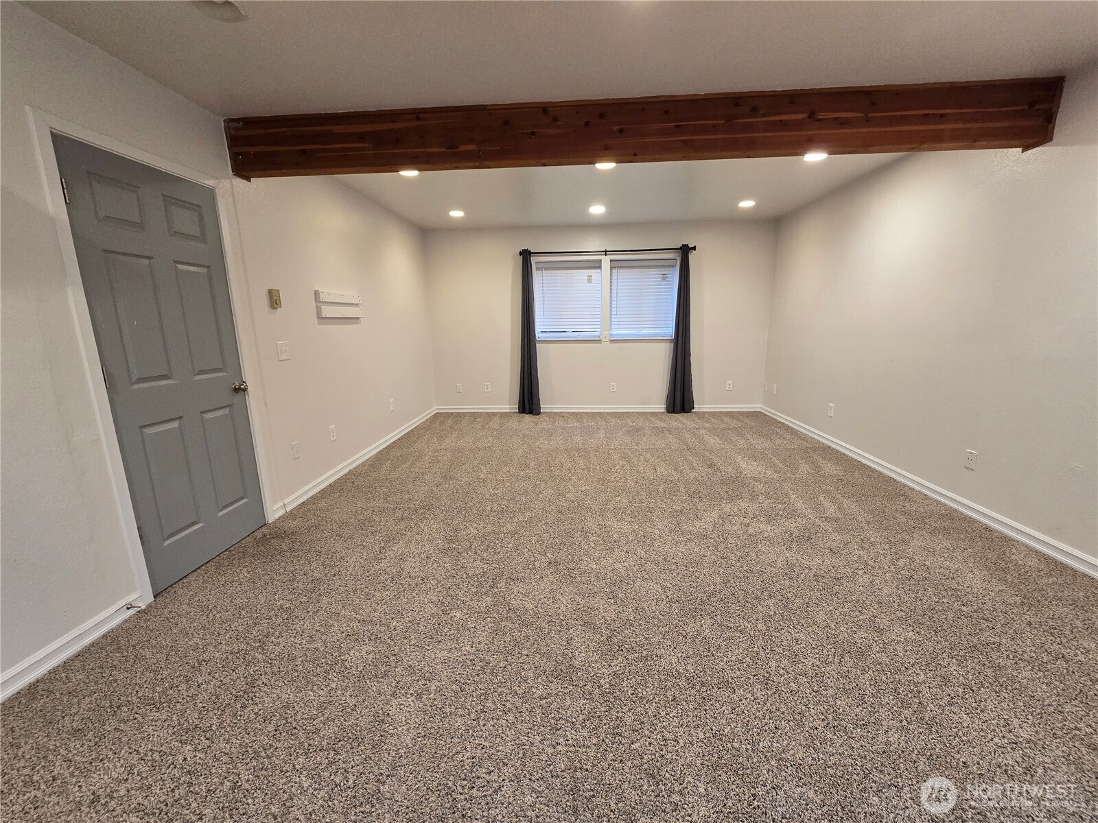 1812 W 12th Street