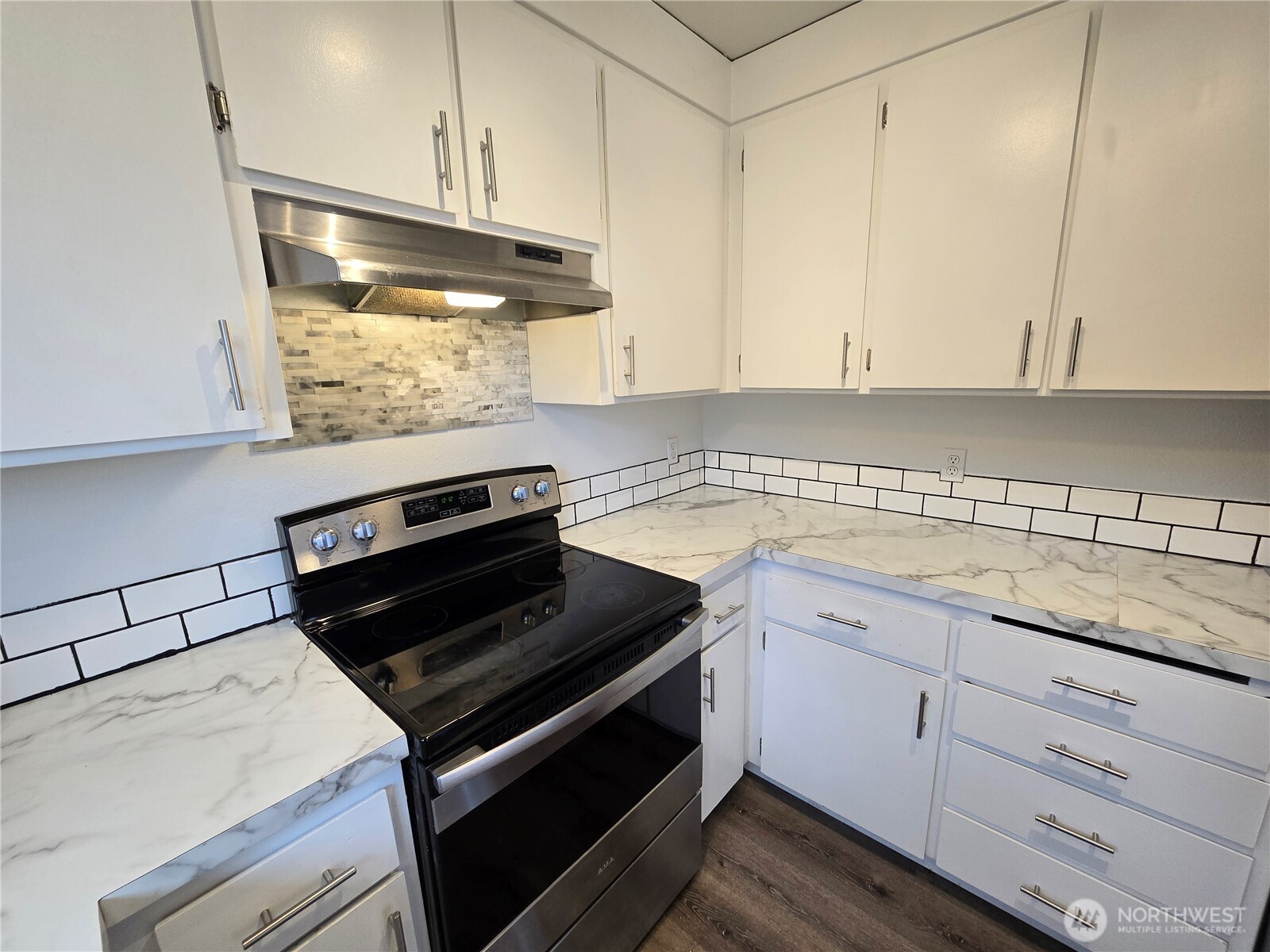 1812 W 12th Street