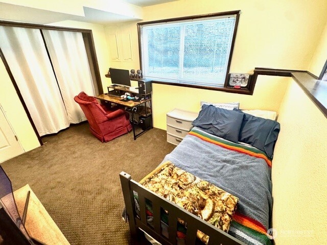 105 Sirius Place