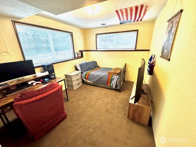 105 Sirius Place