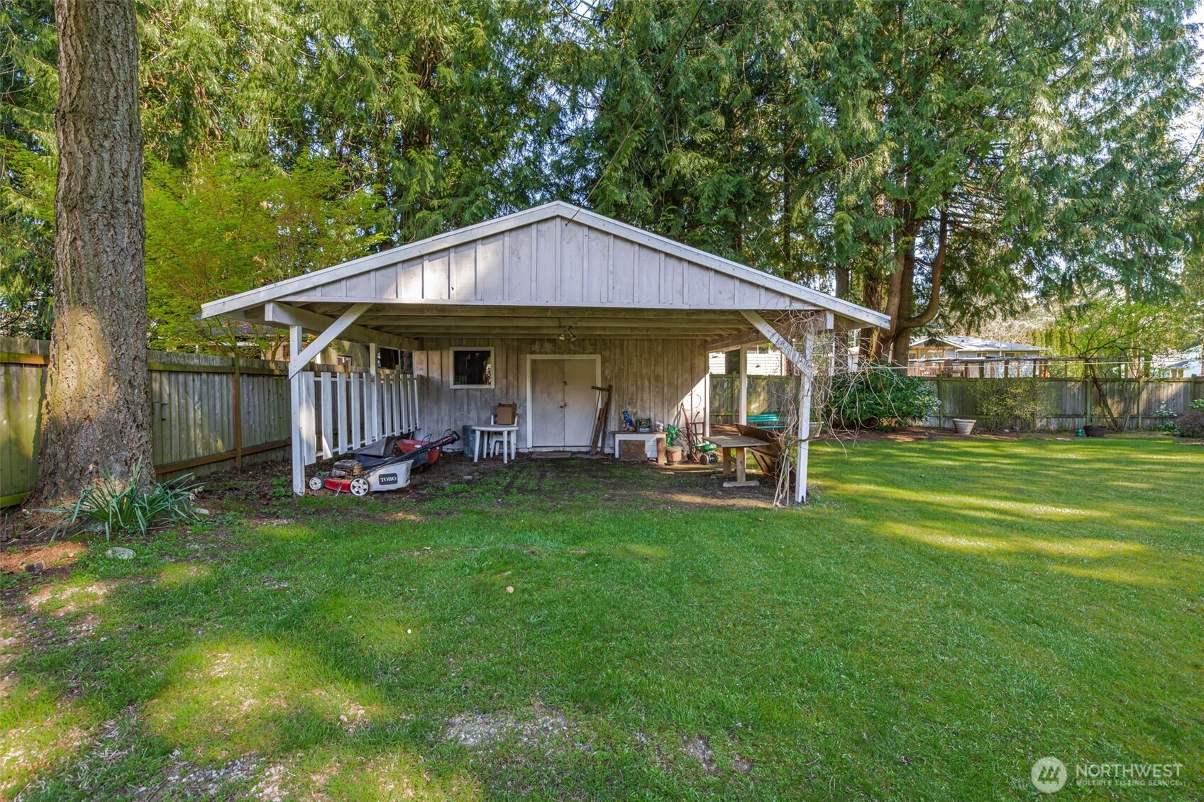 8716 NE 135th Place