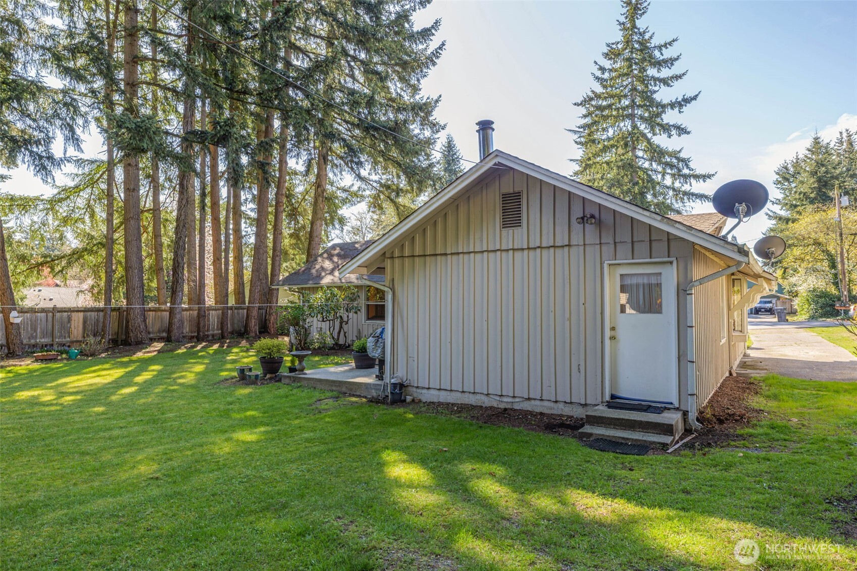 8716 NE 135th Place