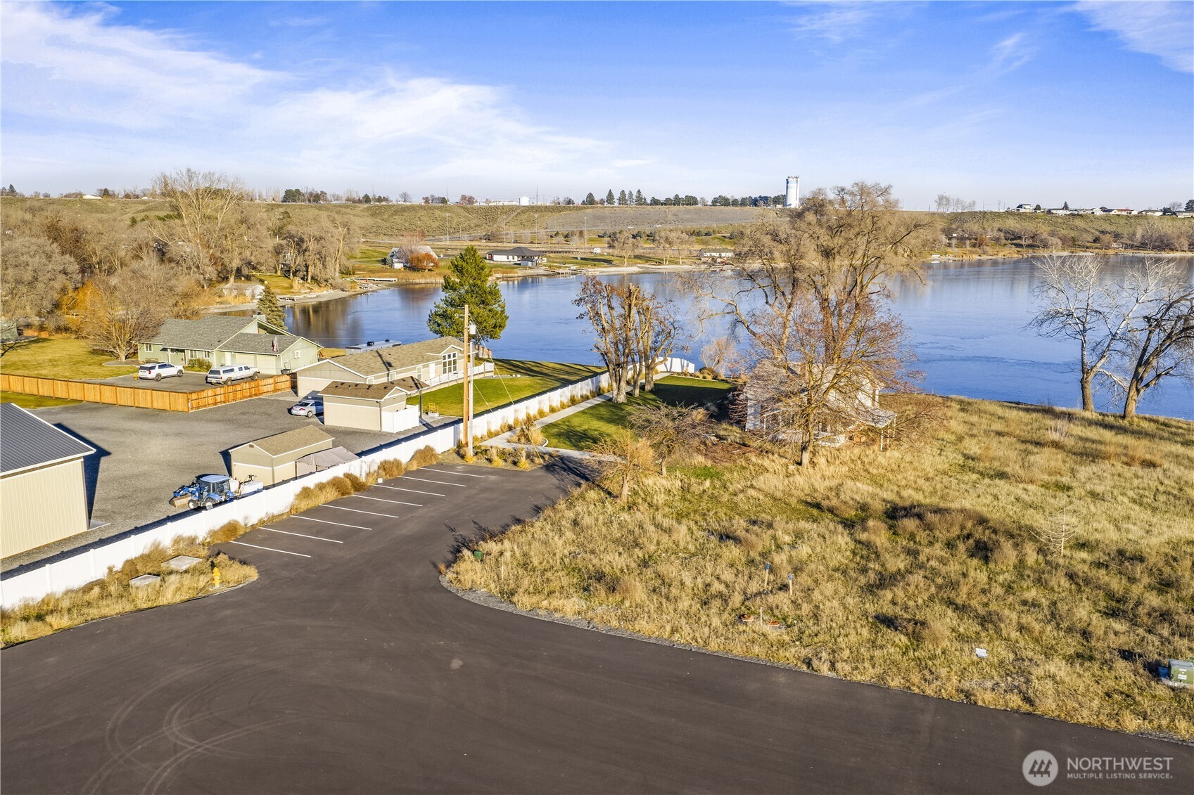3 Valley Road NE Unit: 3
