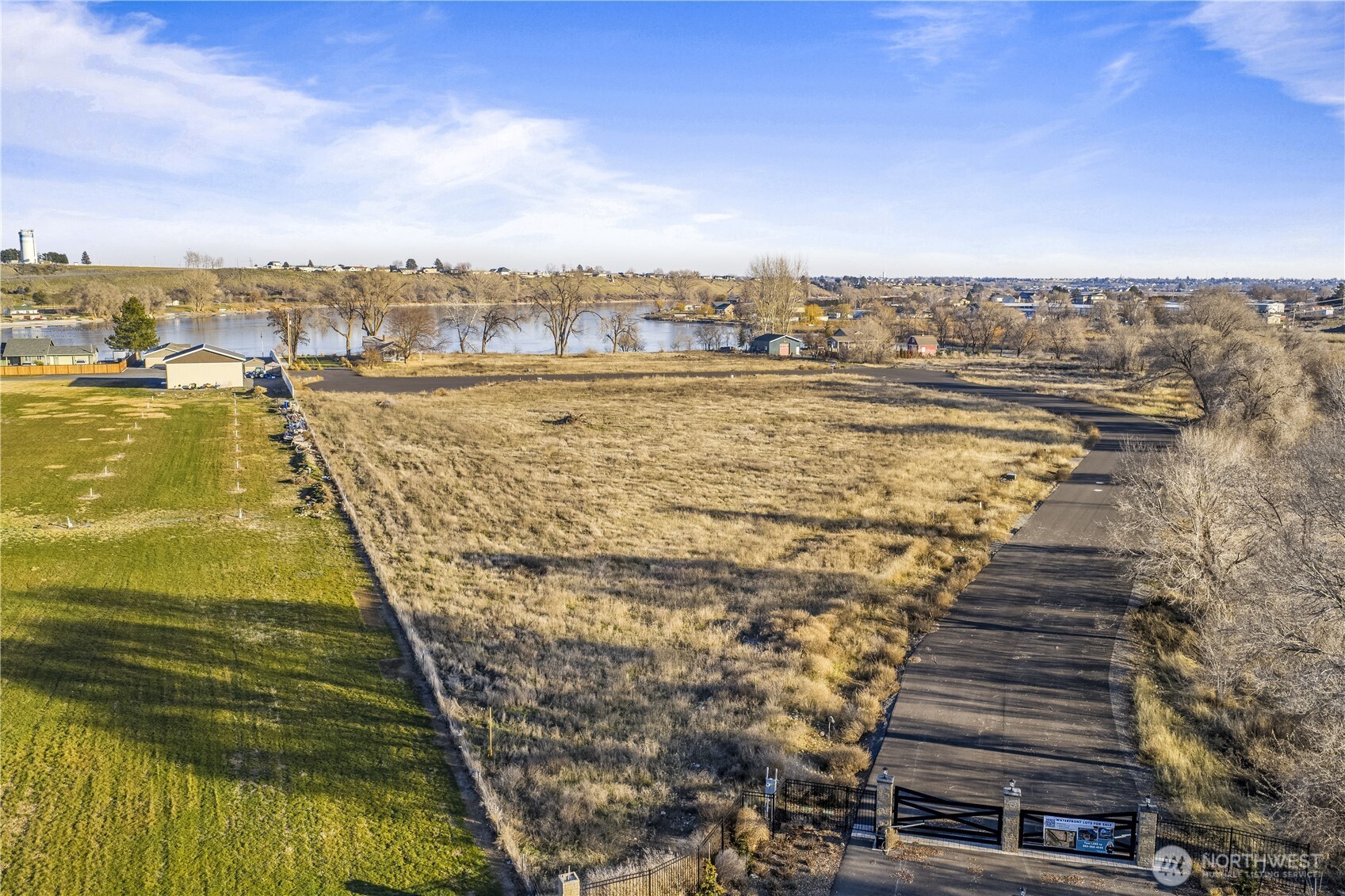 3 Valley Road NE Unit: 3