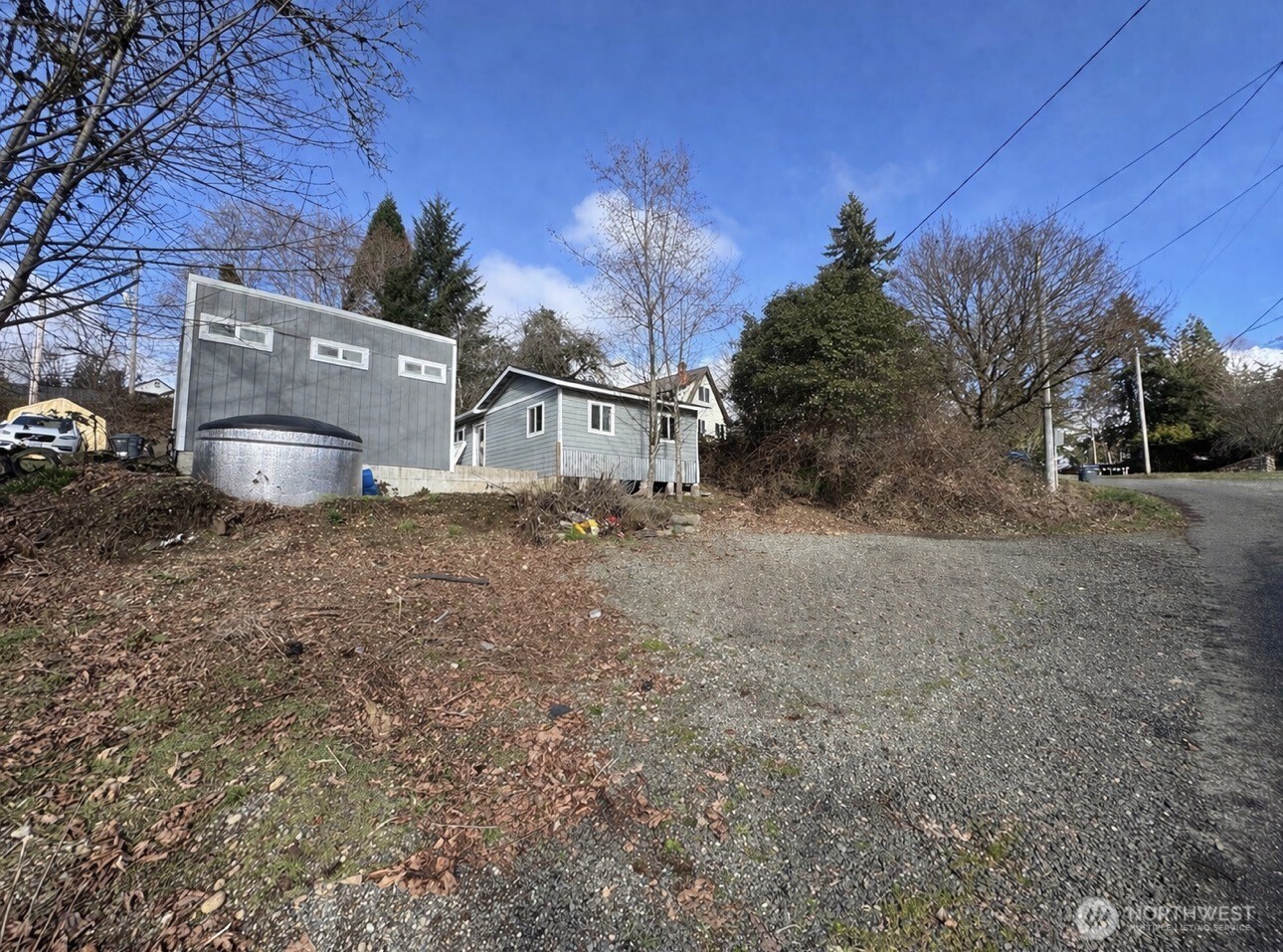 1915 SE Spring Road