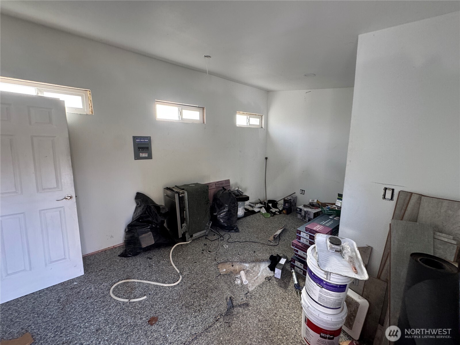 1915 SE Spring Road