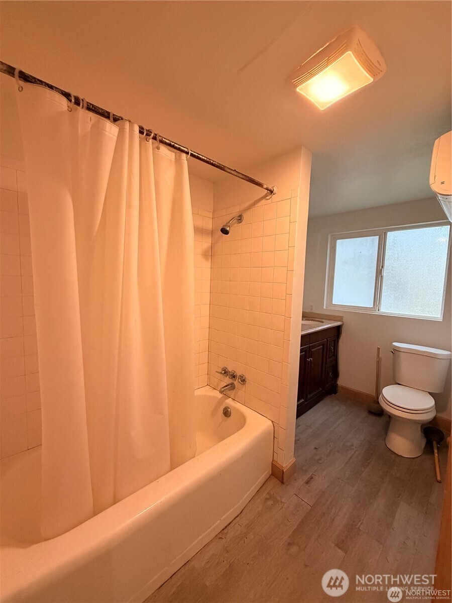 1910 Bowman Avenue NW