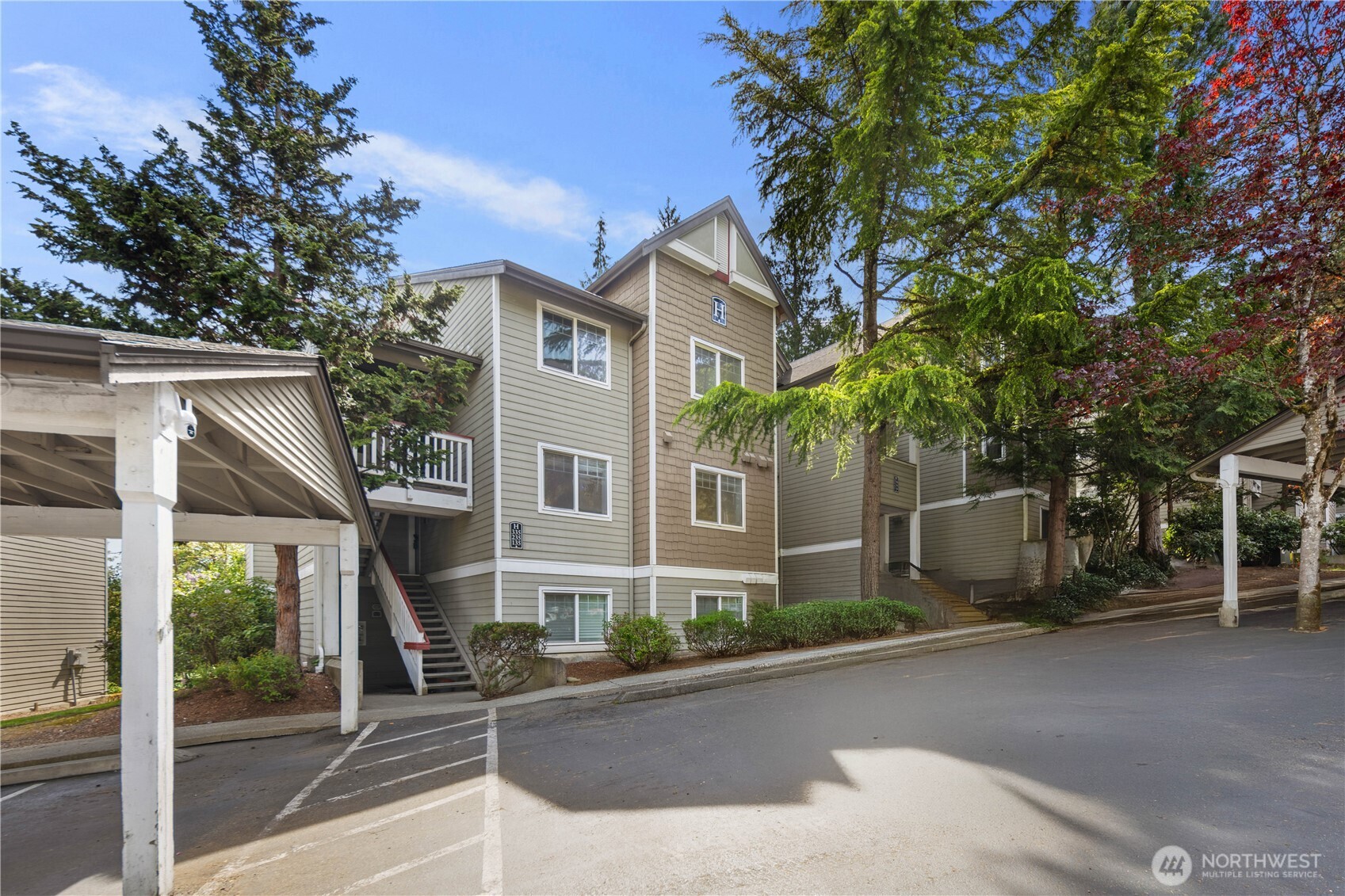 18501 SE NEWPORT Way Unit: H235