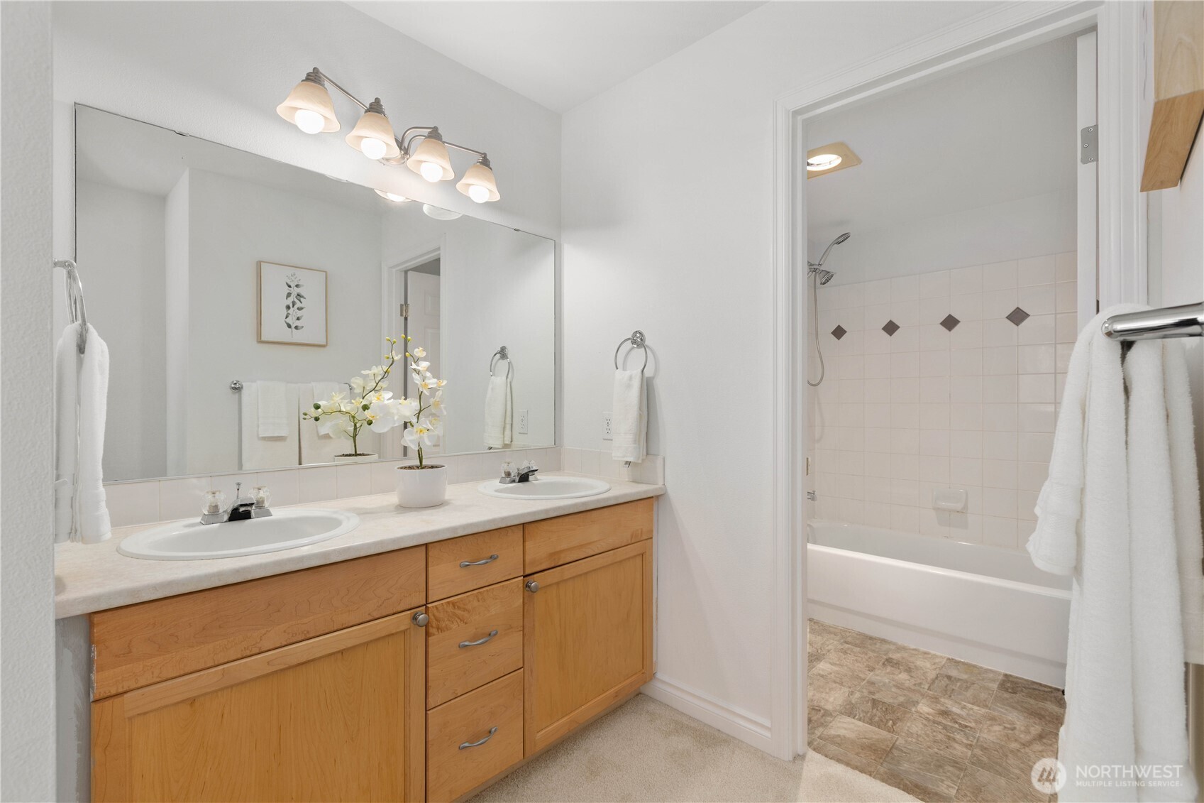 18501 SE NEWPORT Way Unit: H235
