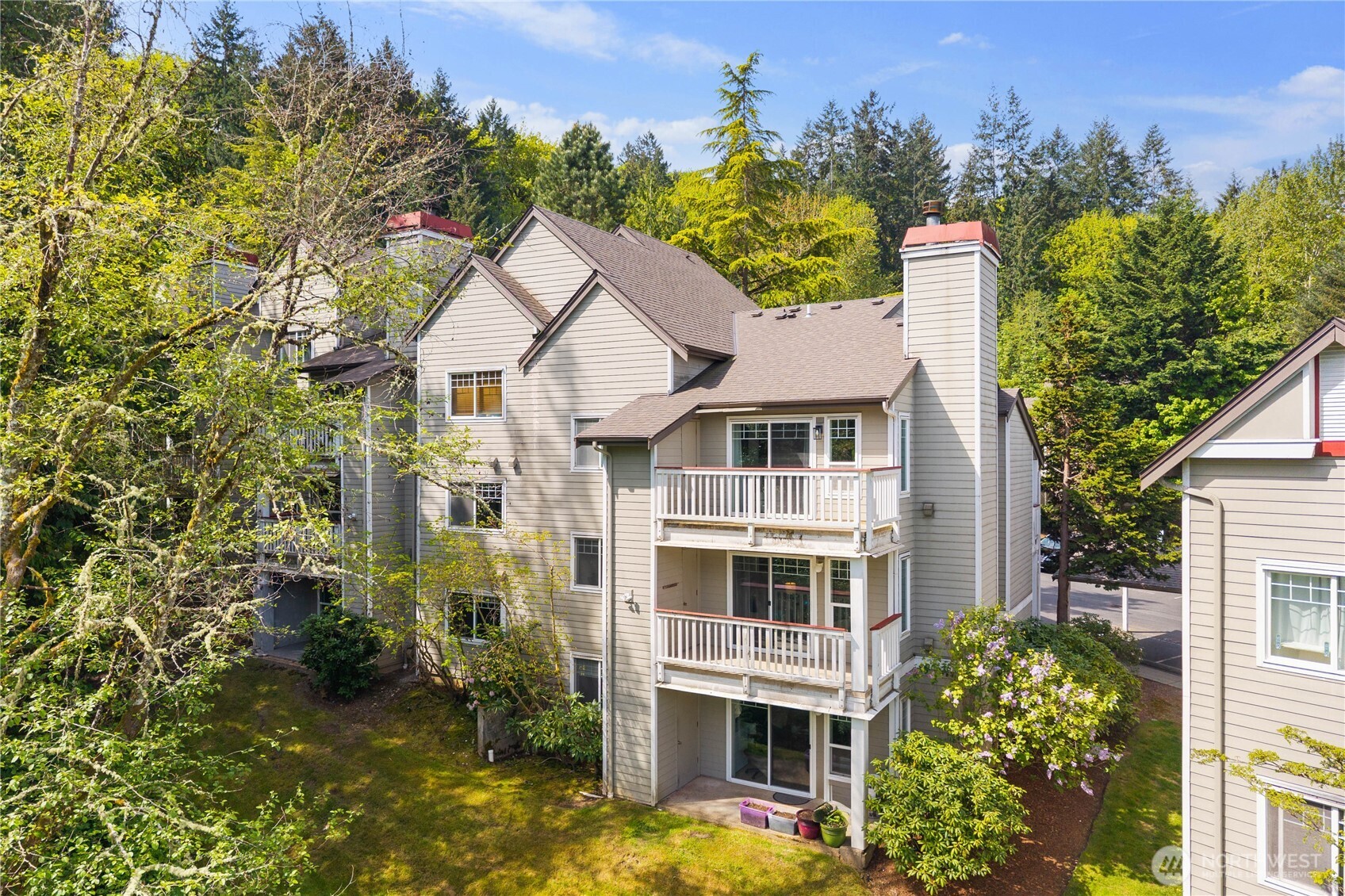 18501 SE NEWPORT Way Unit: H235