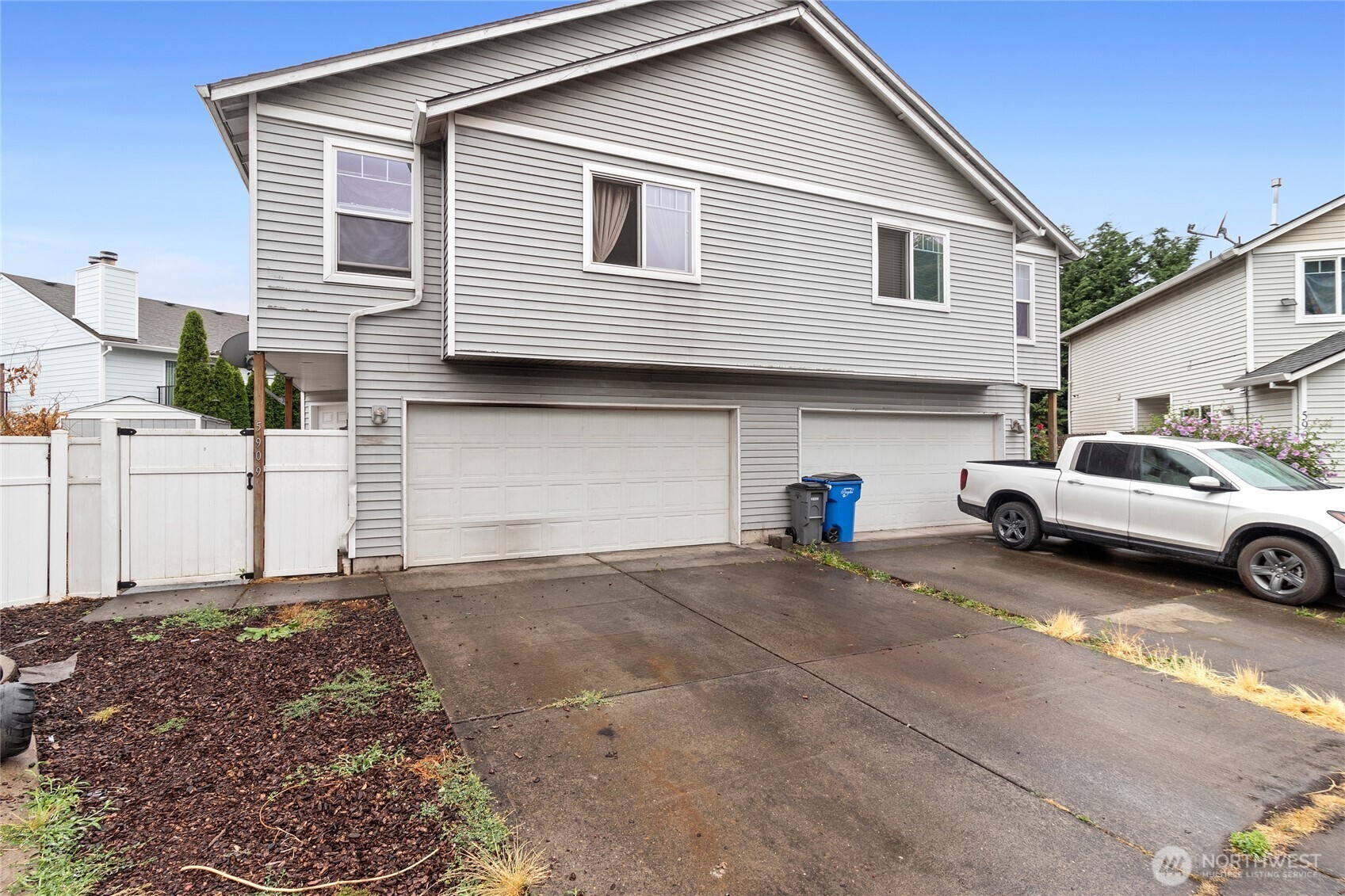 5909 NE 33rd Circle