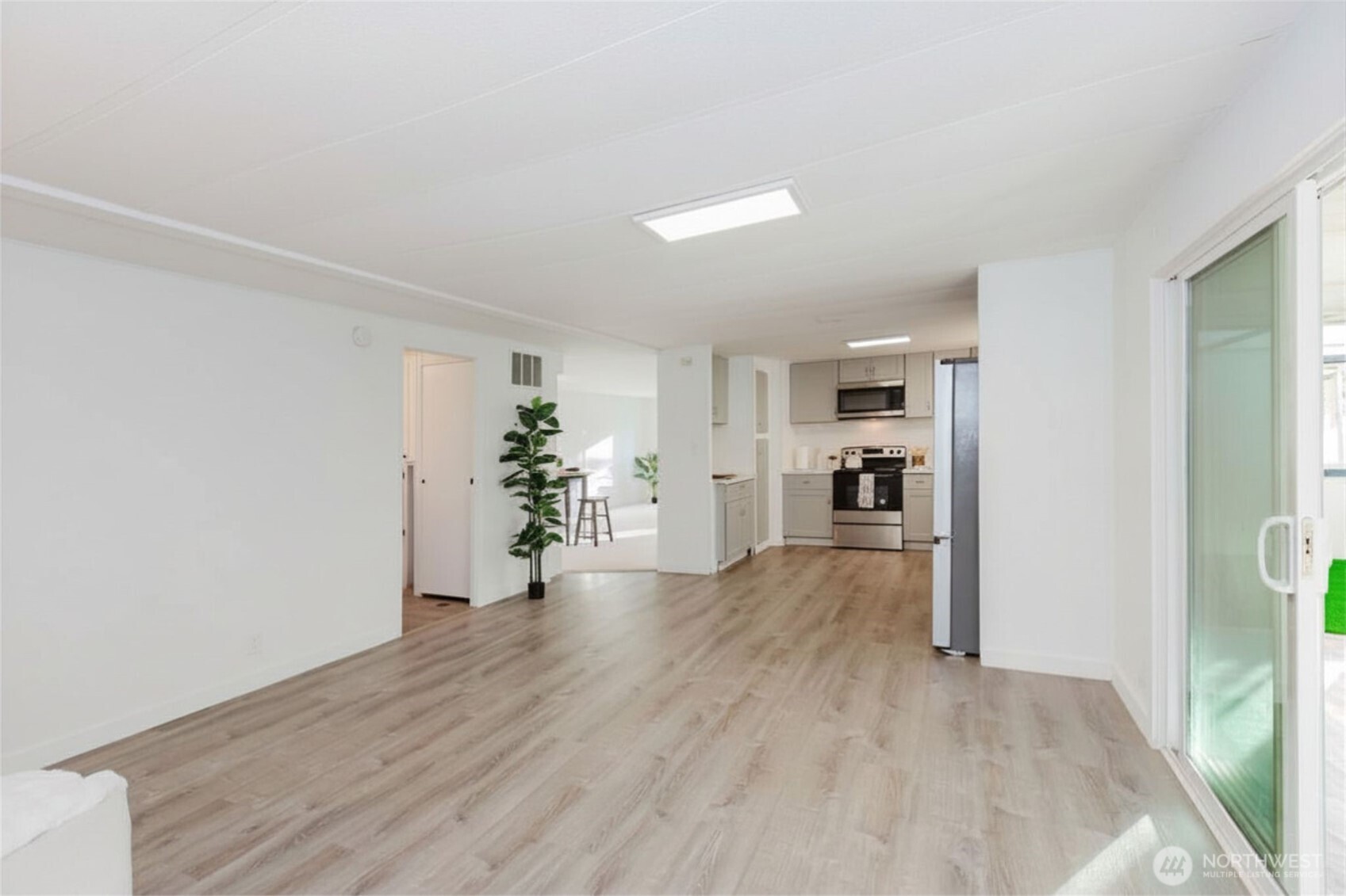 16300 State Highway 305 NE Unit: 94