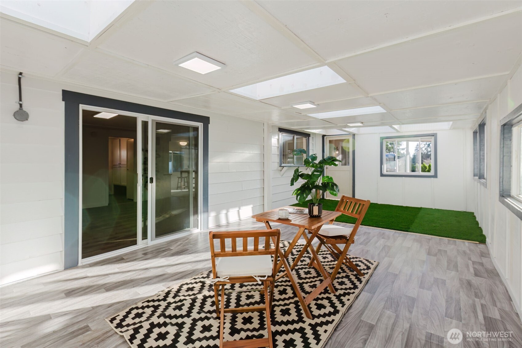 16300 State Highway 305 NE Unit: 94