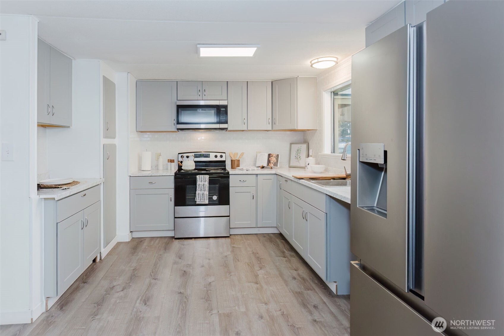16300 State Highway 305 NE Unit: 94