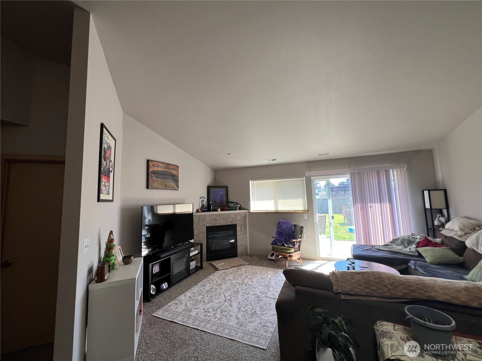 162 & 164 171st Street E