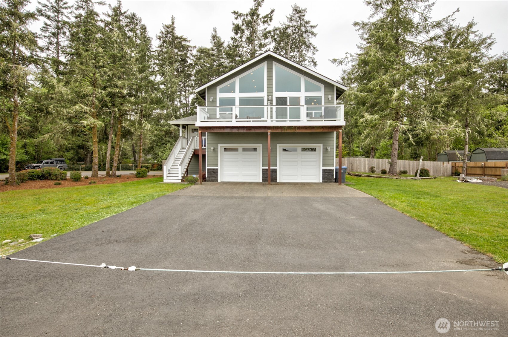 181 Sunrise Avenue SE