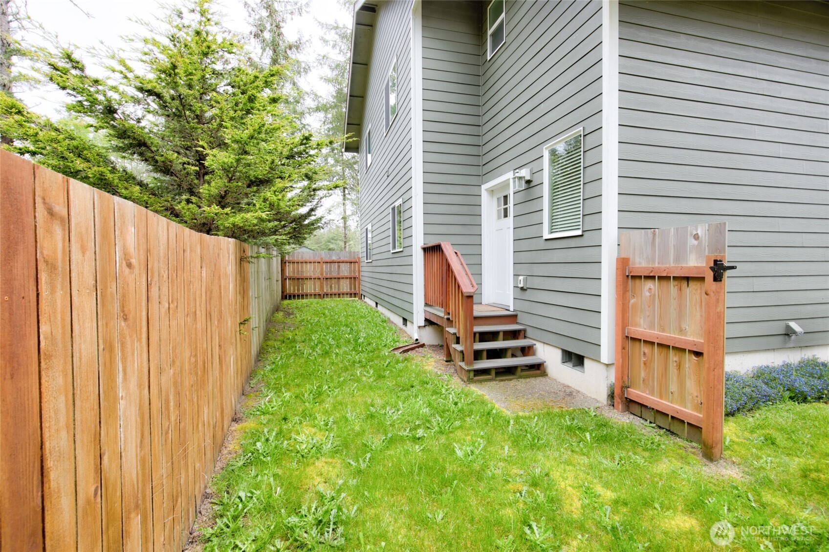 181 Sunrise Avenue SE