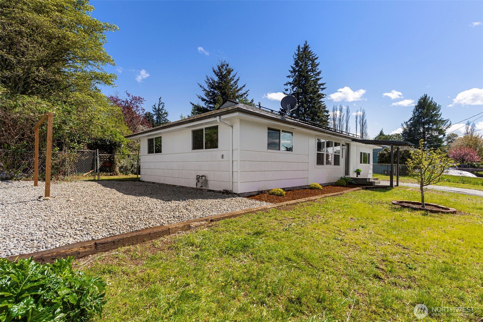 3518 Petersville Road NE