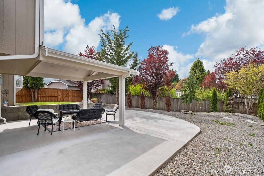 1728 Amber Boulevard