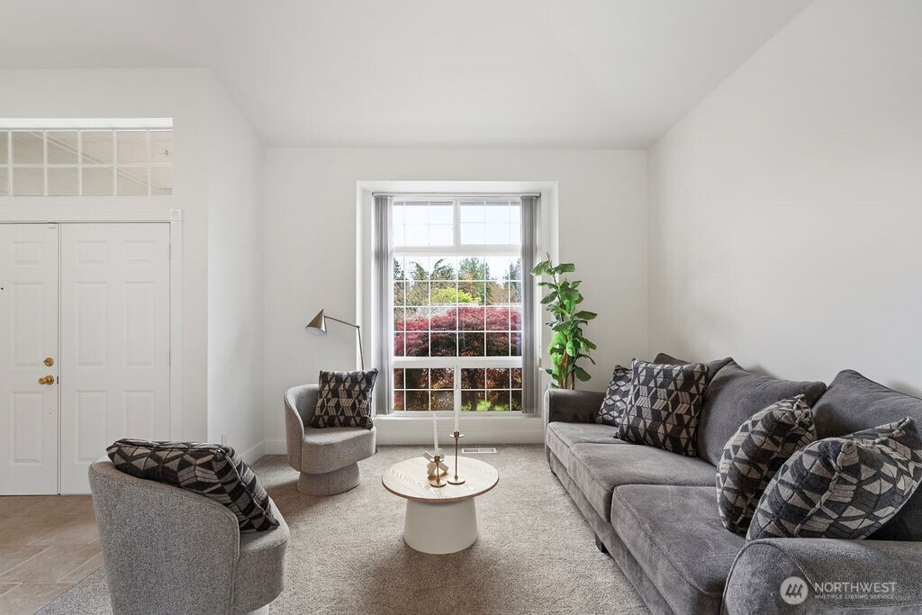 1728 Amber Boulevard