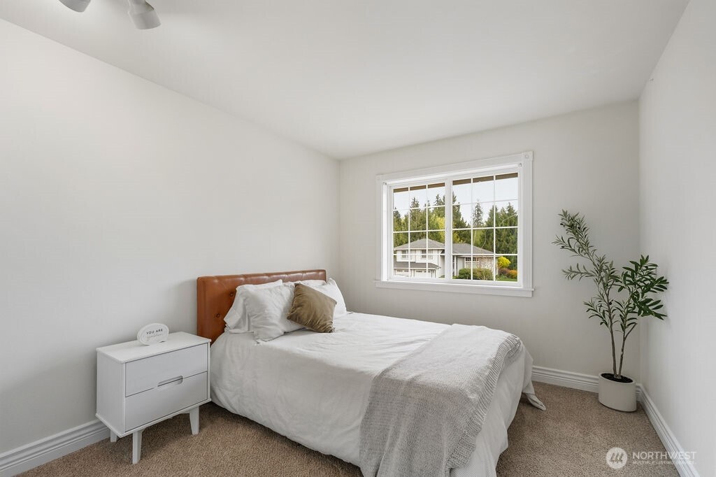 1728 Amber Boulevard
