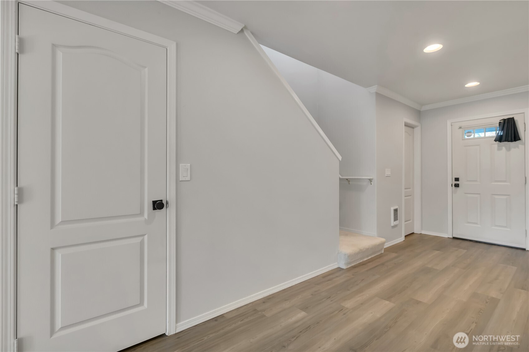 10030 Holly Drive Unit: 122