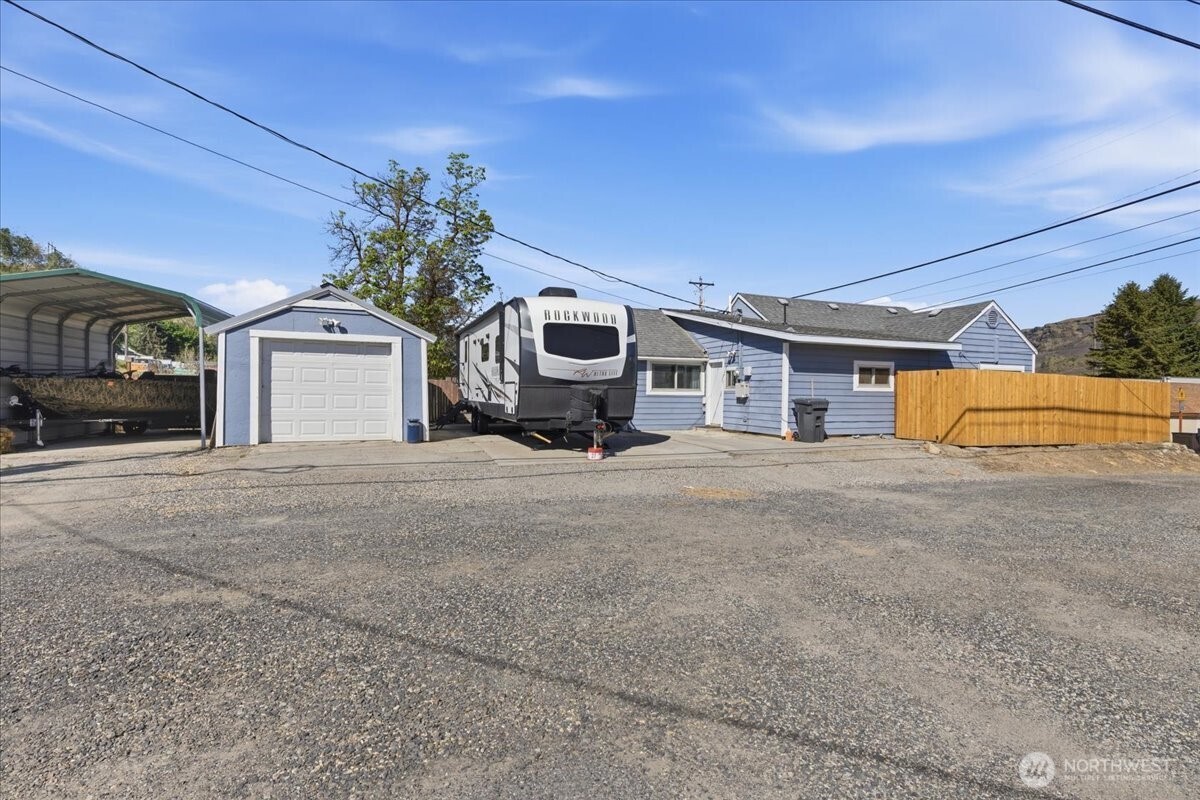 311 Federal Avenue