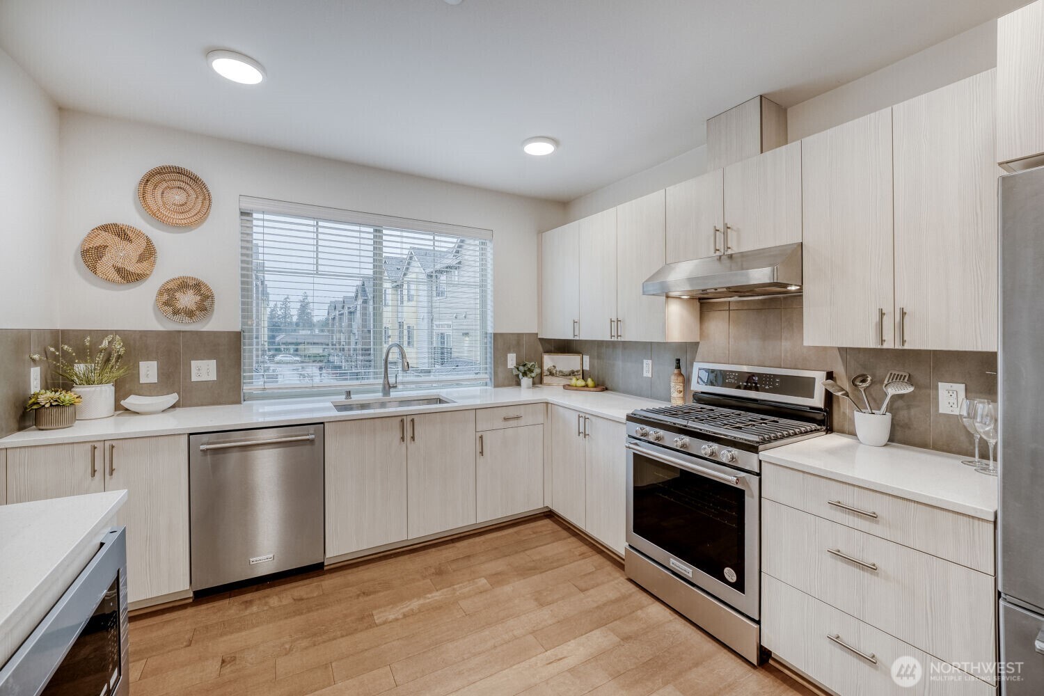 1480 157th Court NE