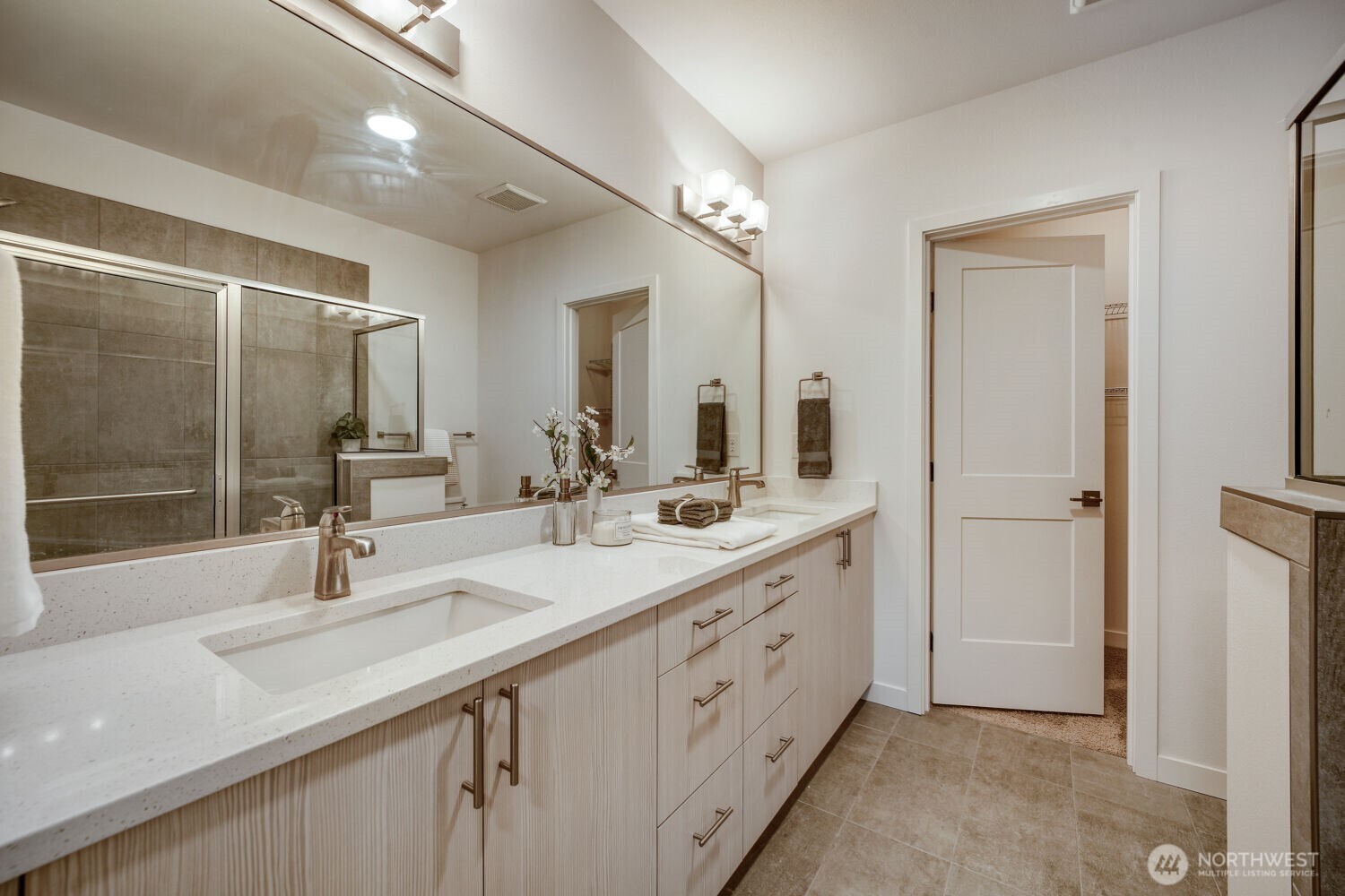 1480 157th Court NE