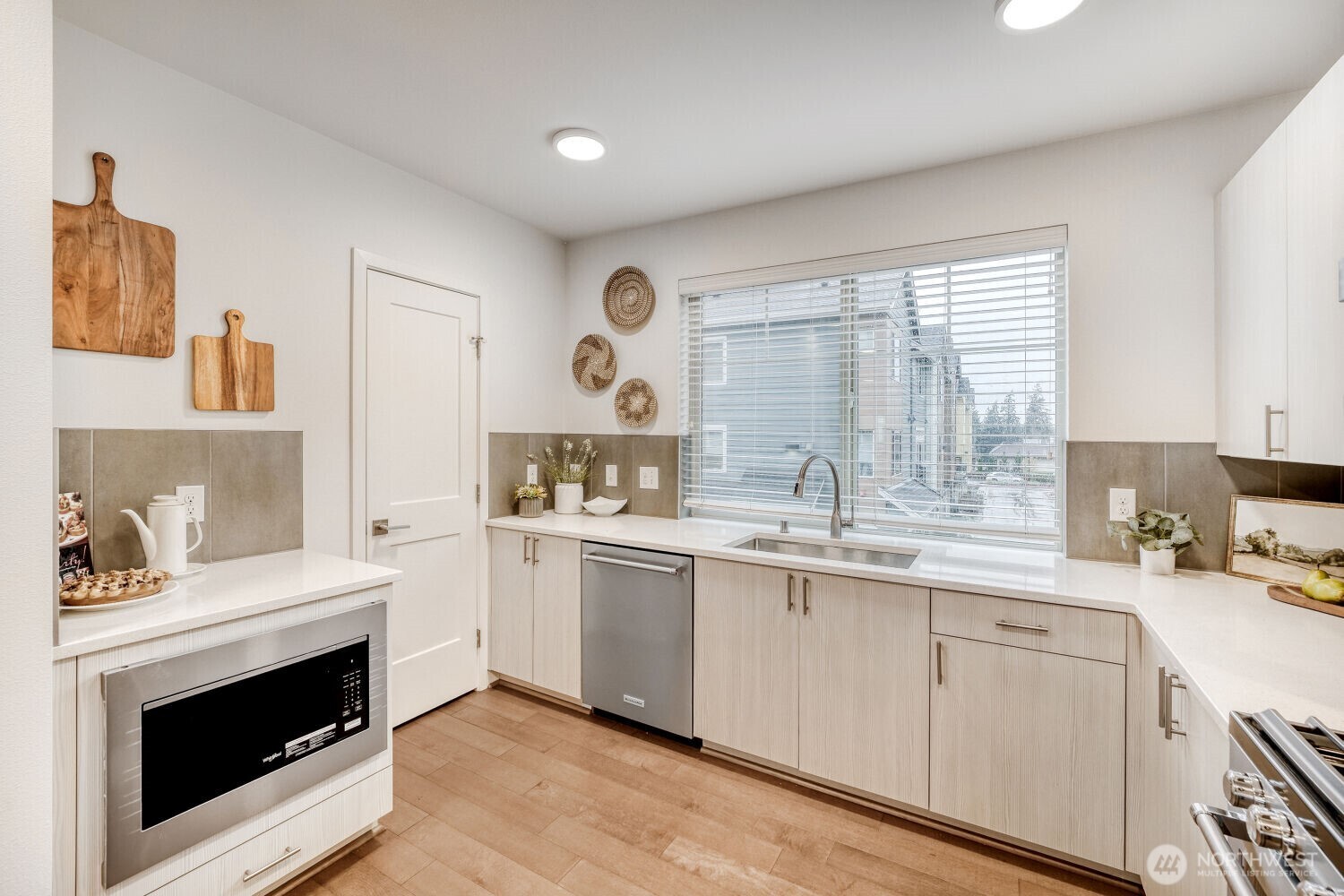 1480 157th Court NE