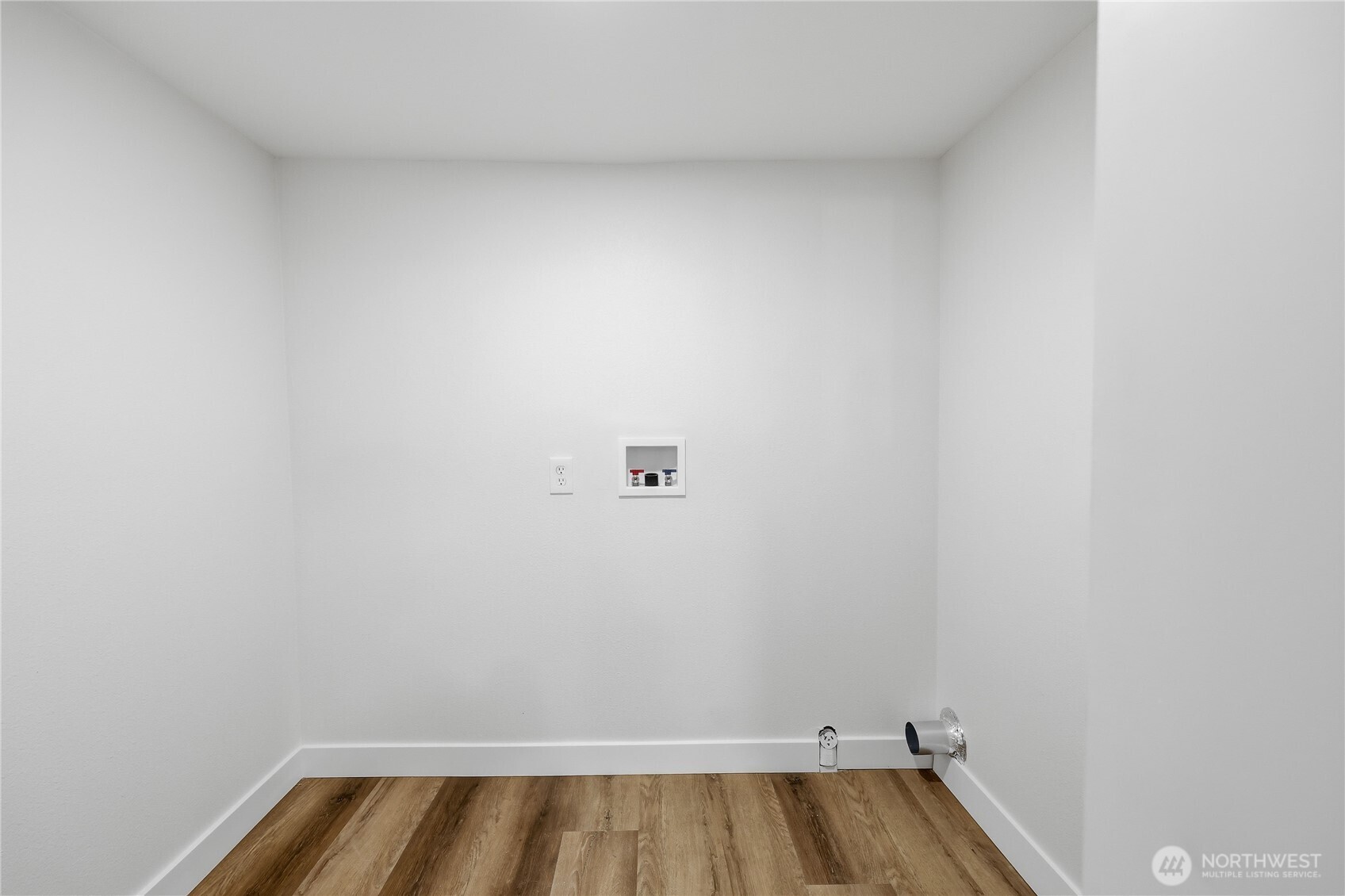 280 E Wood Lane