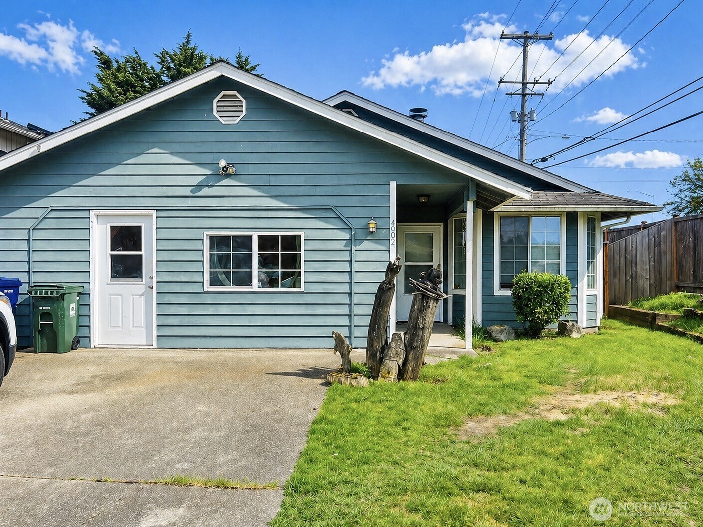 4902 33rd Street Ct NE