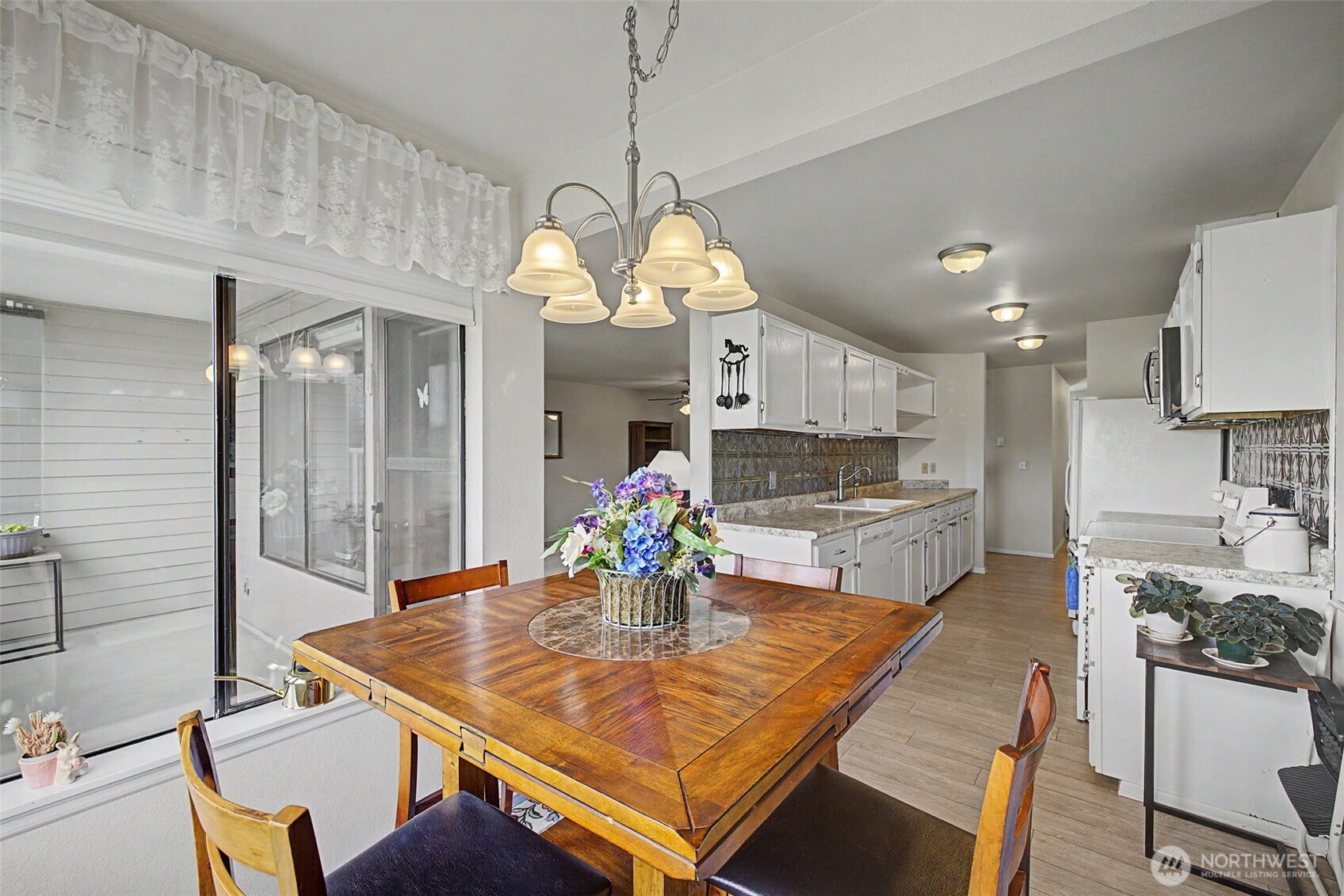 101 Pine Avenue Unit: 303
