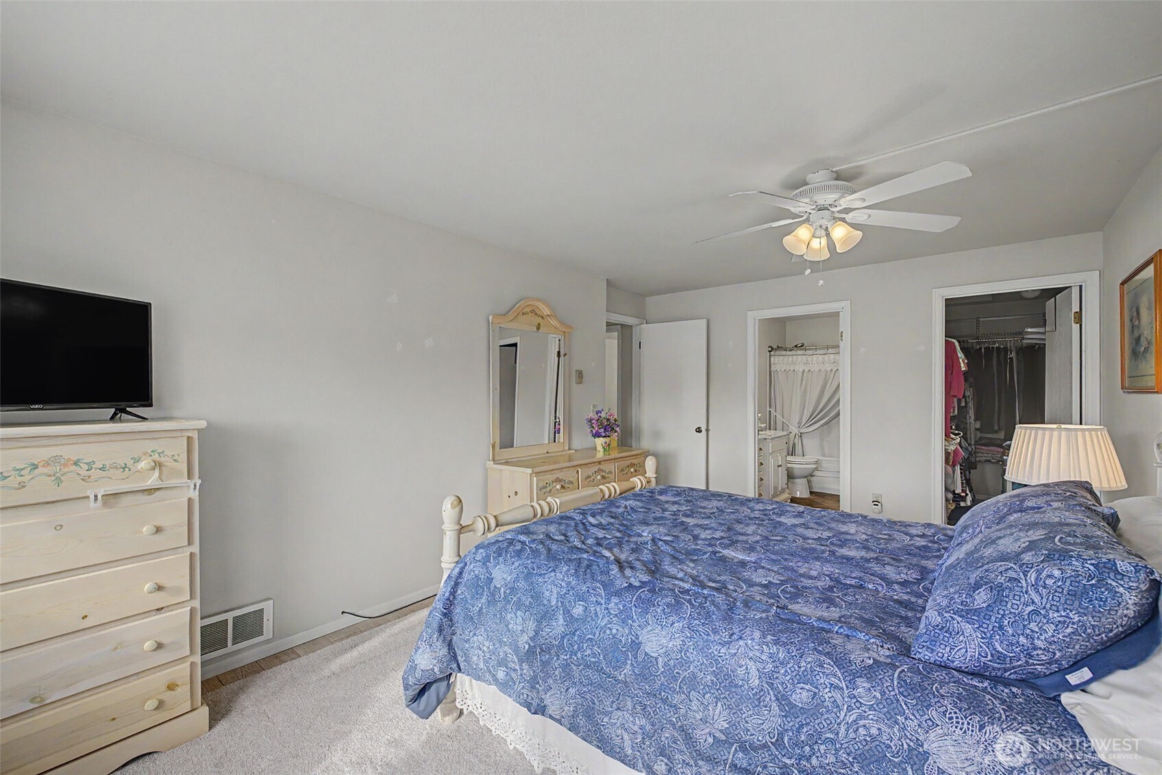 101 Pine Avenue Unit: 303