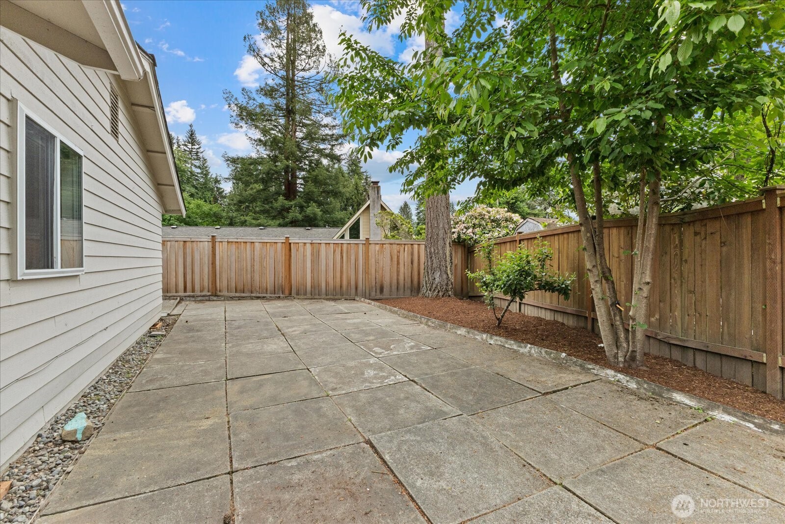 9904 167th Avenue NE
