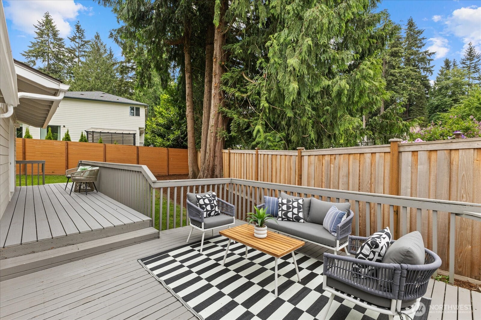 9904 167th Avenue NE