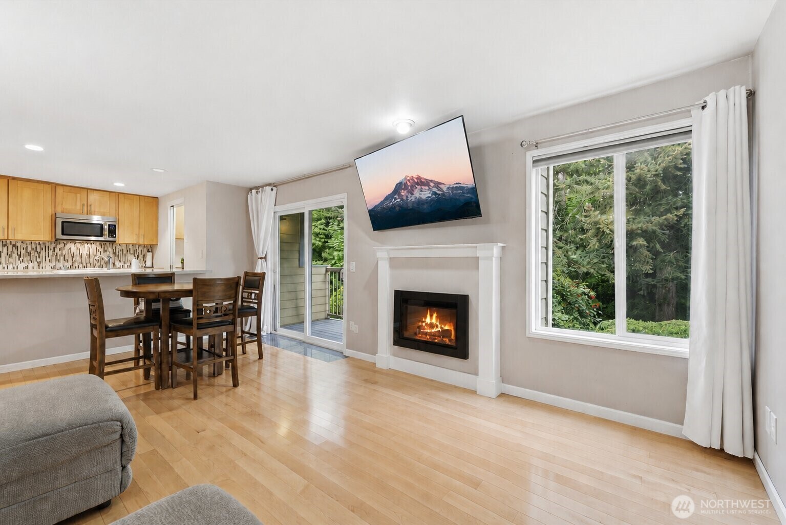 14401 SE Petrovitsky Road Unit: E101