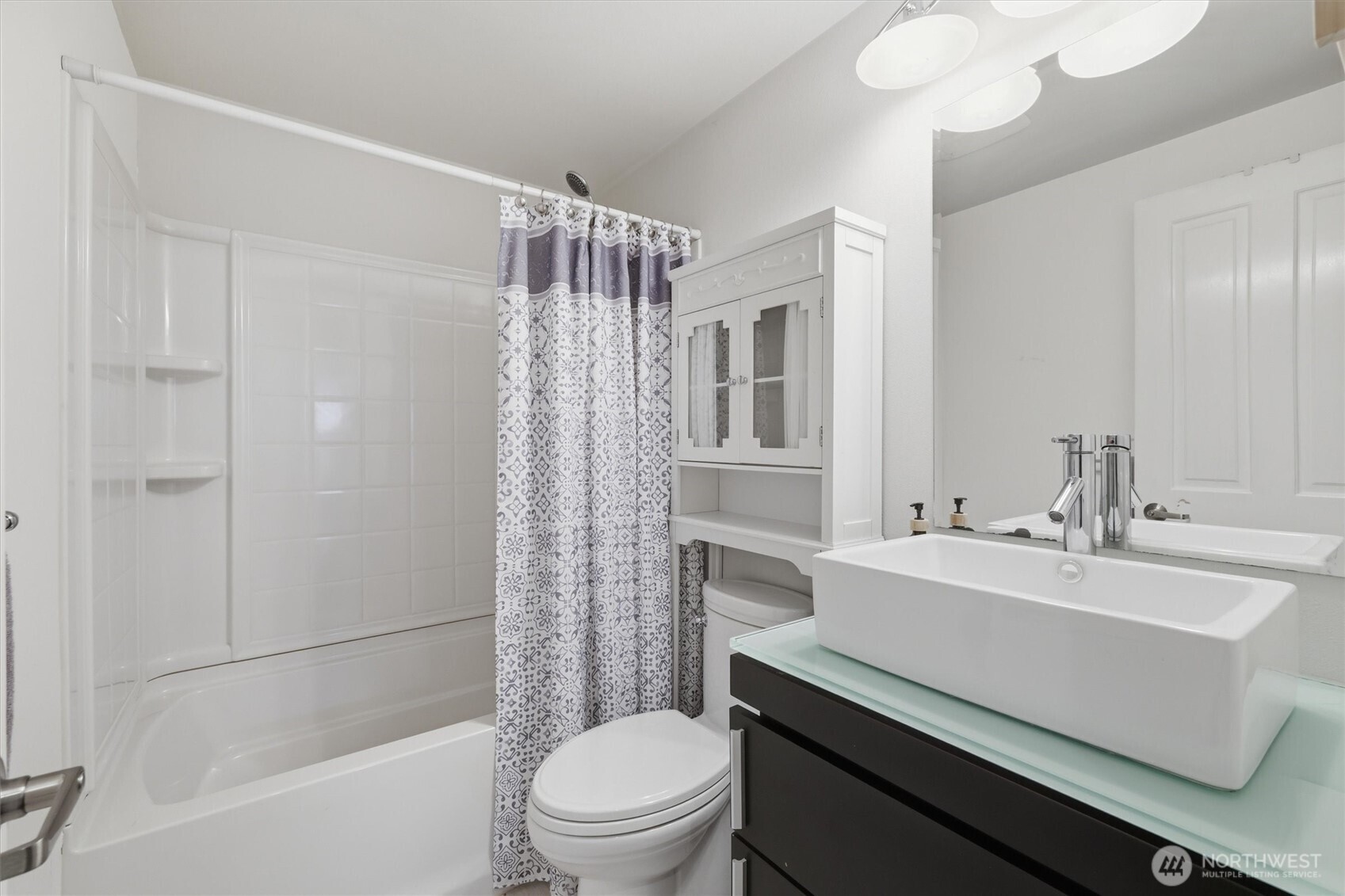 14401 SE Petrovitsky Road Unit: E101