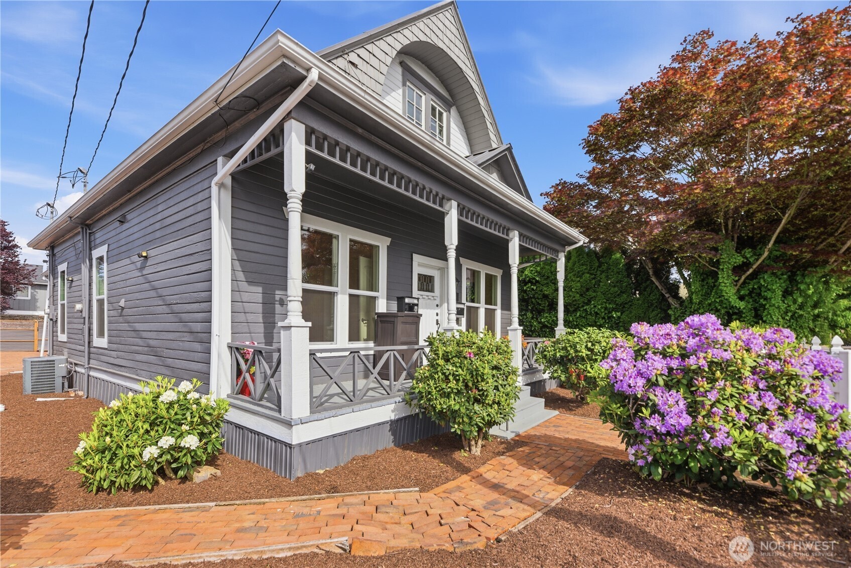 145 Park Avenue N