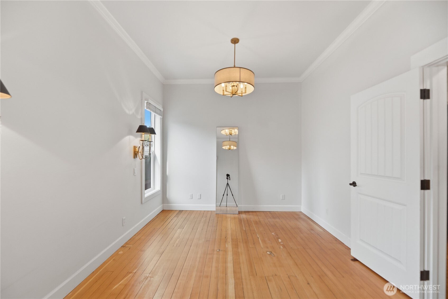 145 Park Avenue N