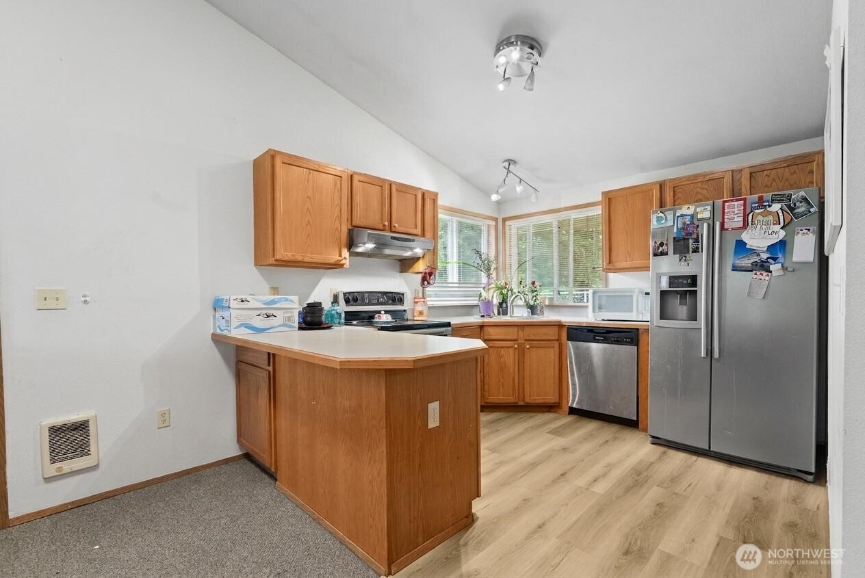 2302 Orchard Street W