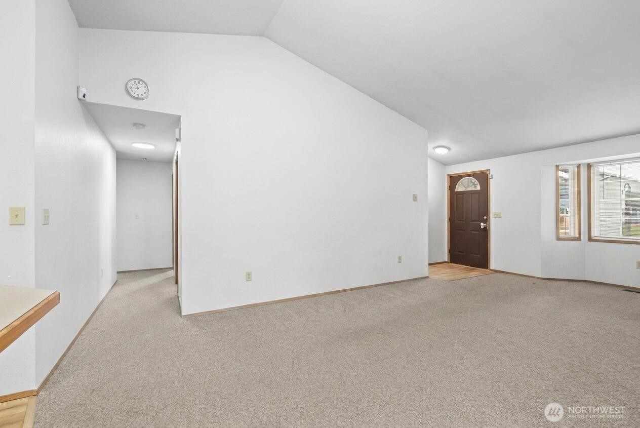 2302 Orchard Street W