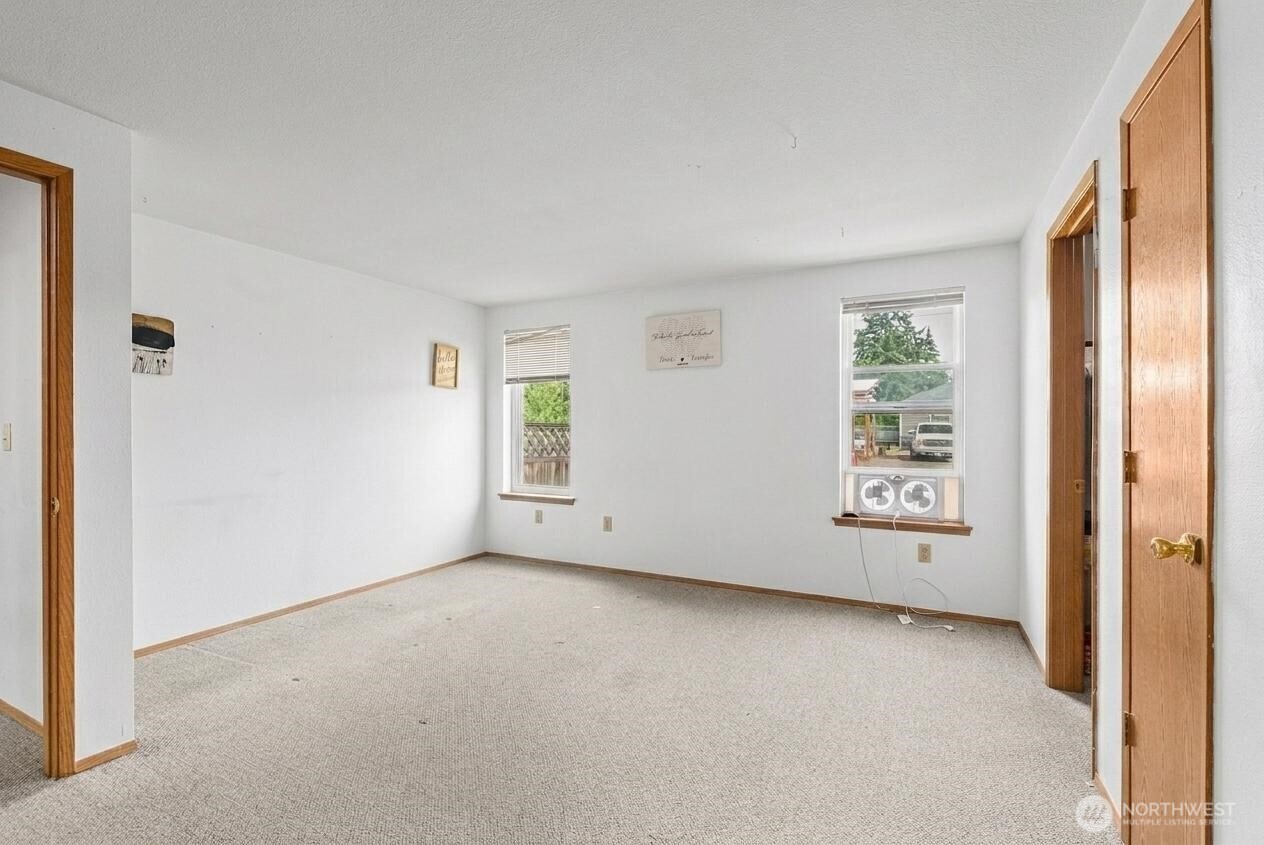 2302 Orchard Street W