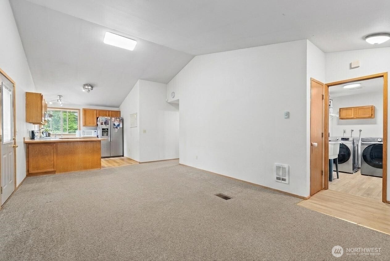2302 Orchard Street W