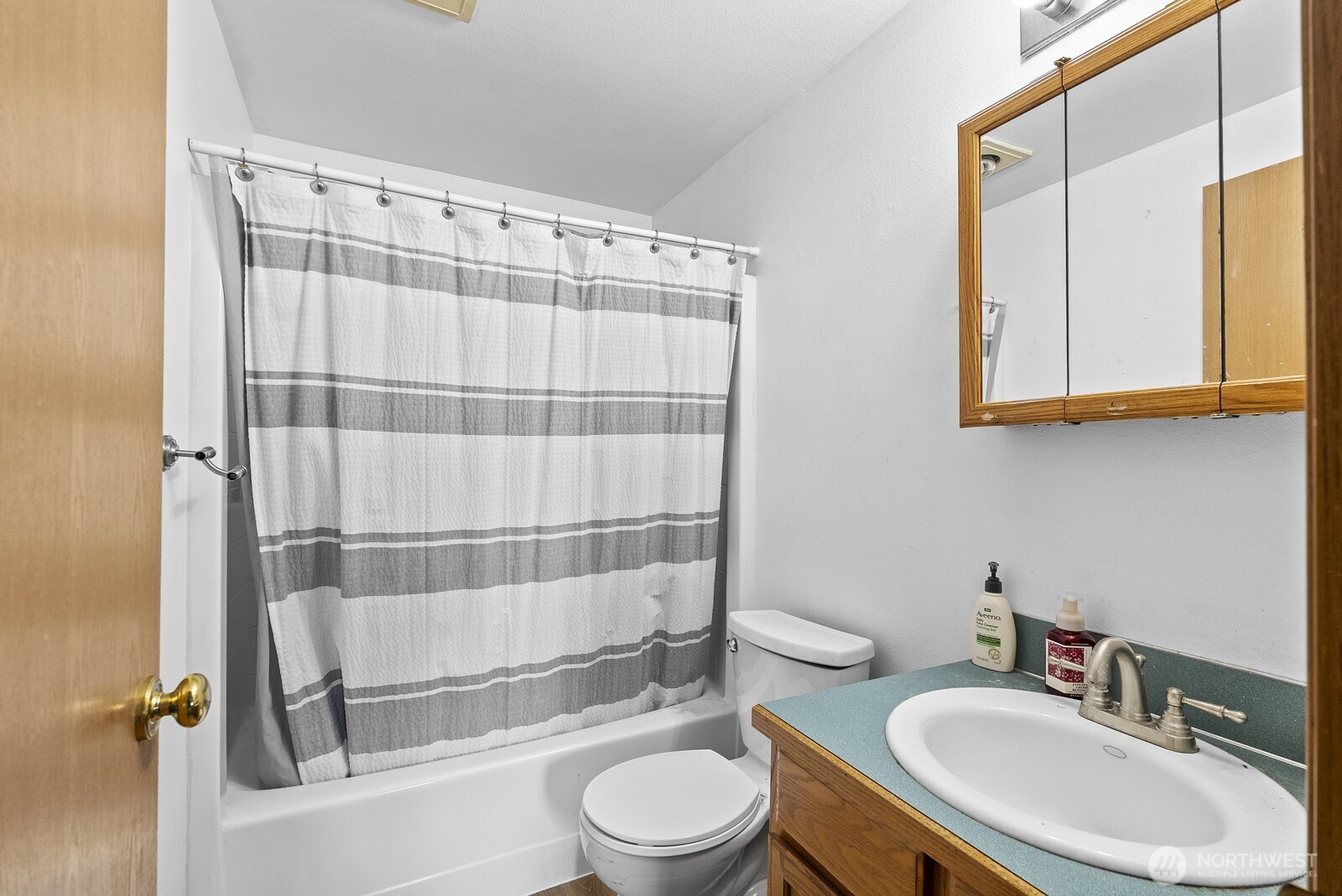 2302 Orchard Street W
