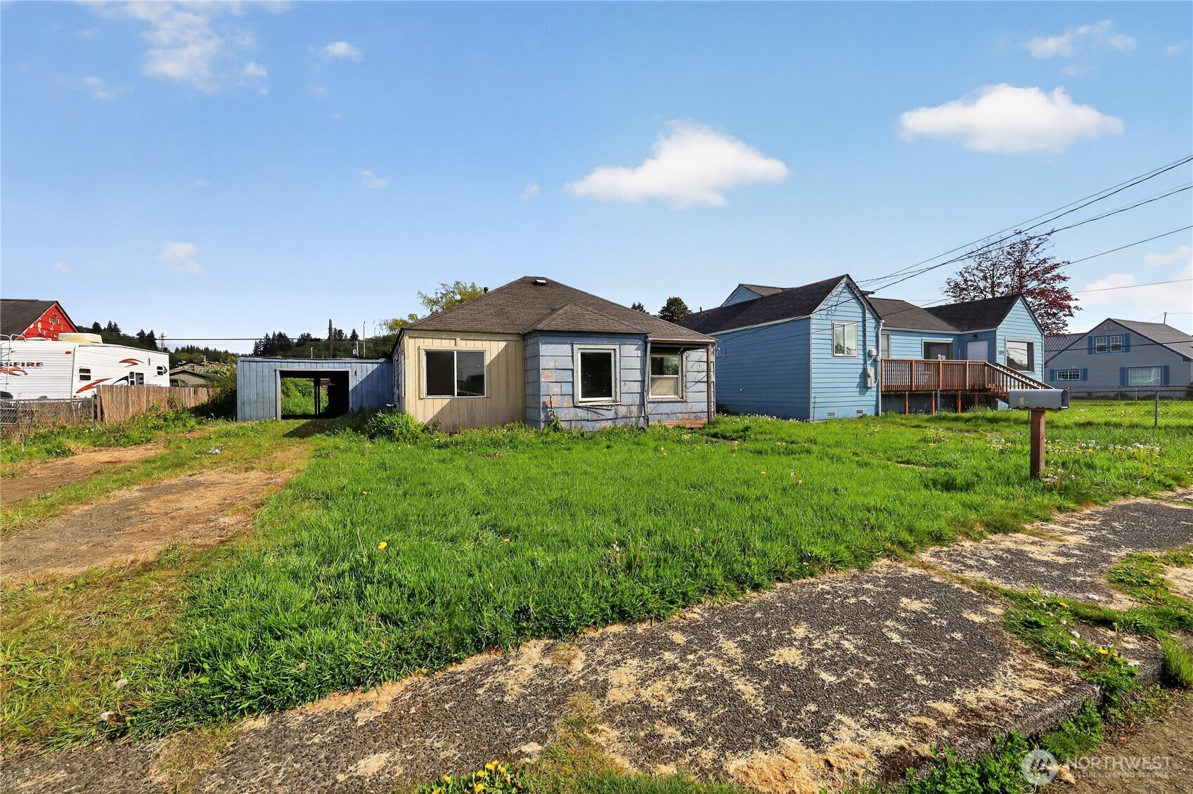 2008 Pacific Avenue