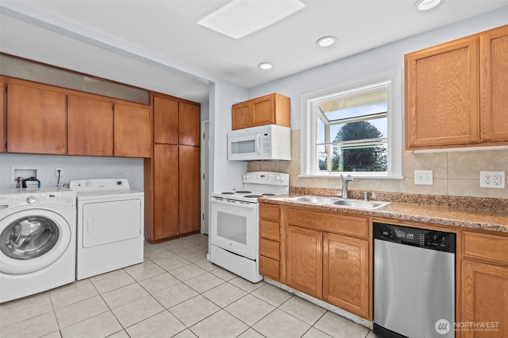 264 Taylor Ave NW