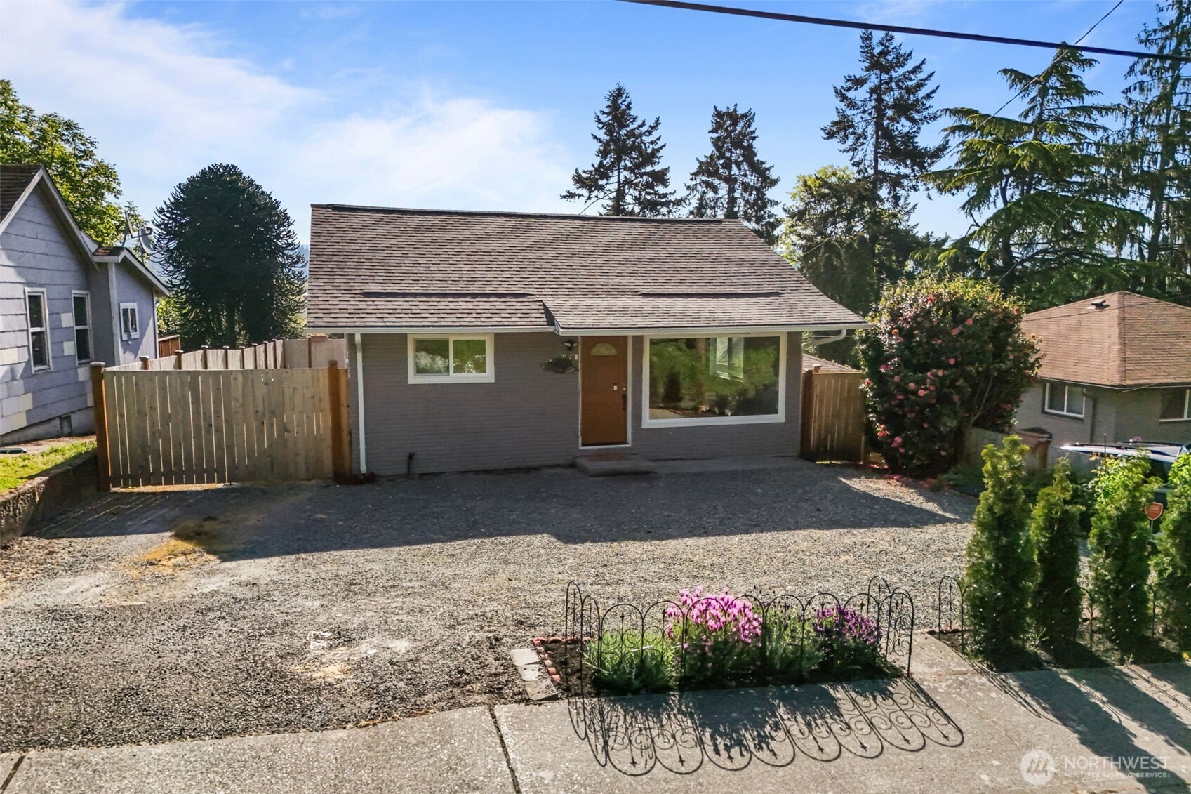264 Taylor Ave NW
