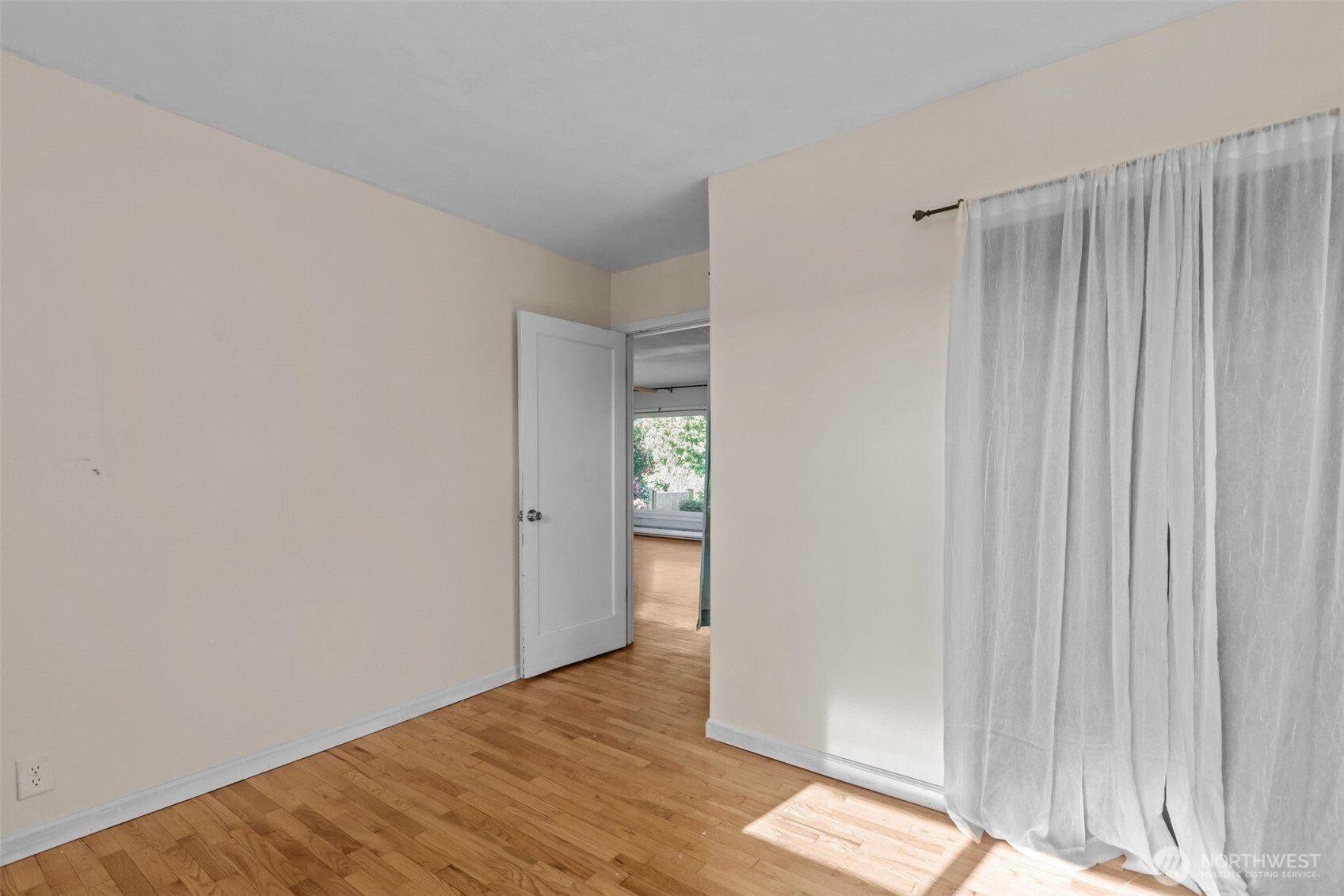 264 Taylor Ave NW